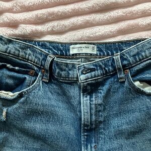 Abercrombie & Fitch Blue Jeans